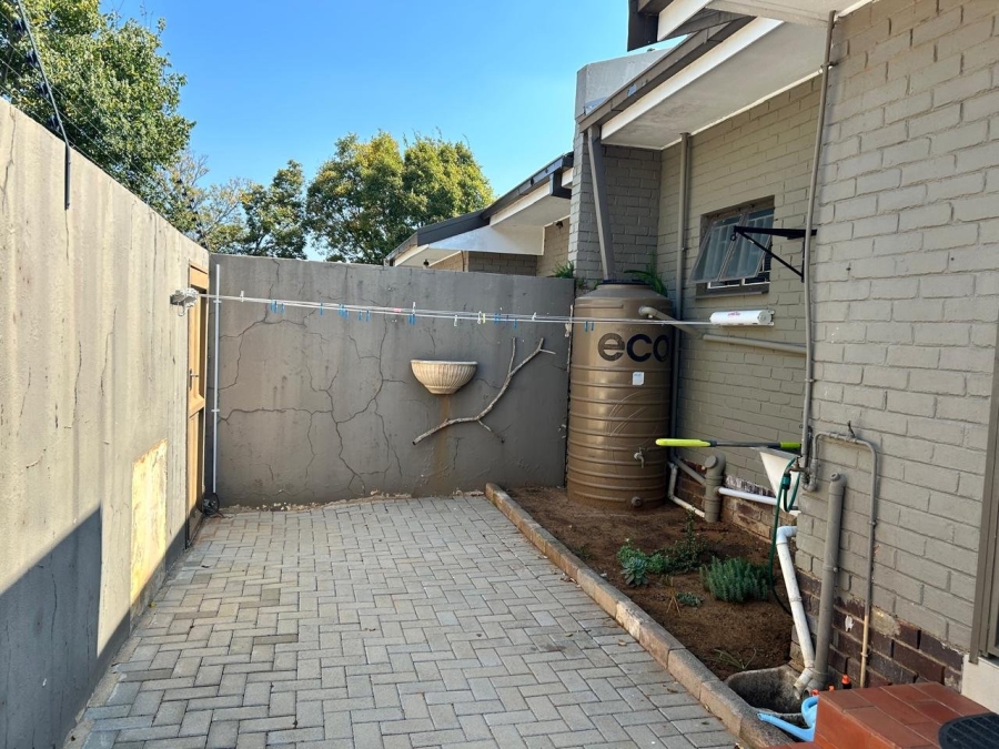 2 Bedroom Property for Sale in Langenhovenpark Free State